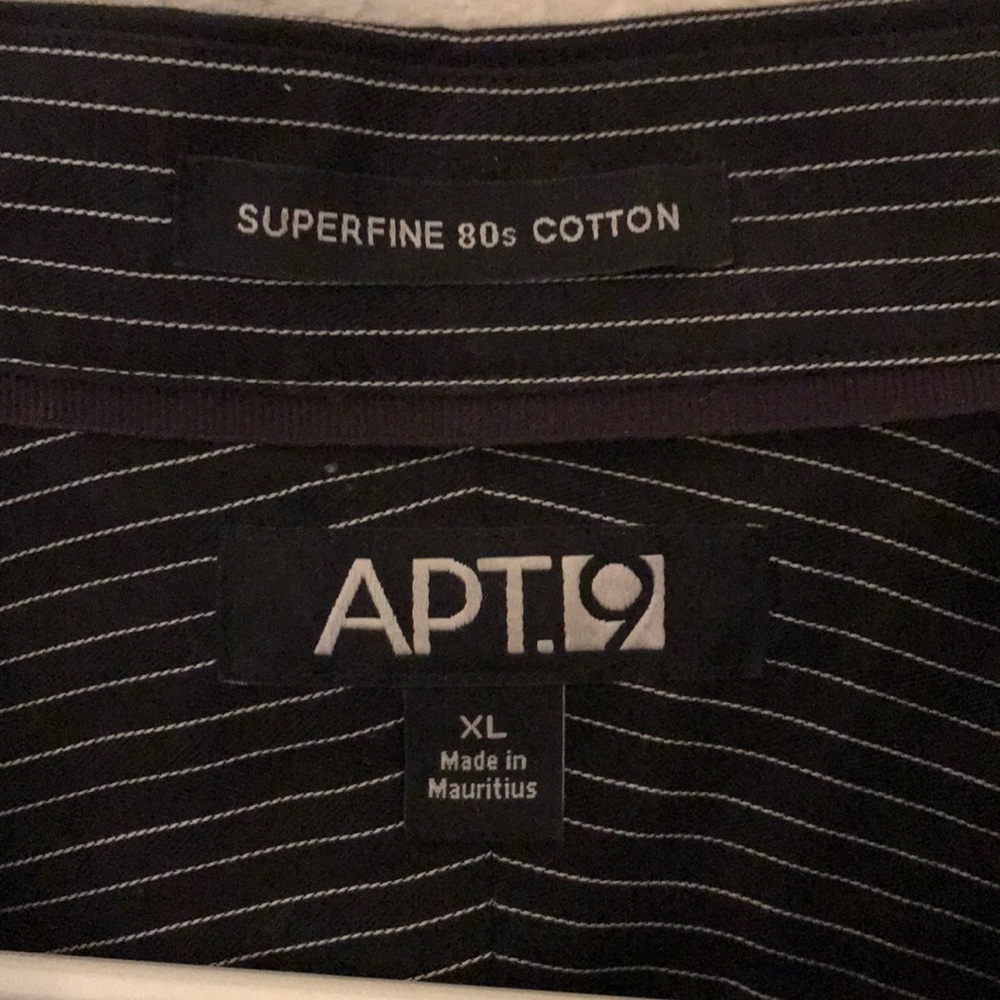 Long sleeve button down - Picture 3 of 3